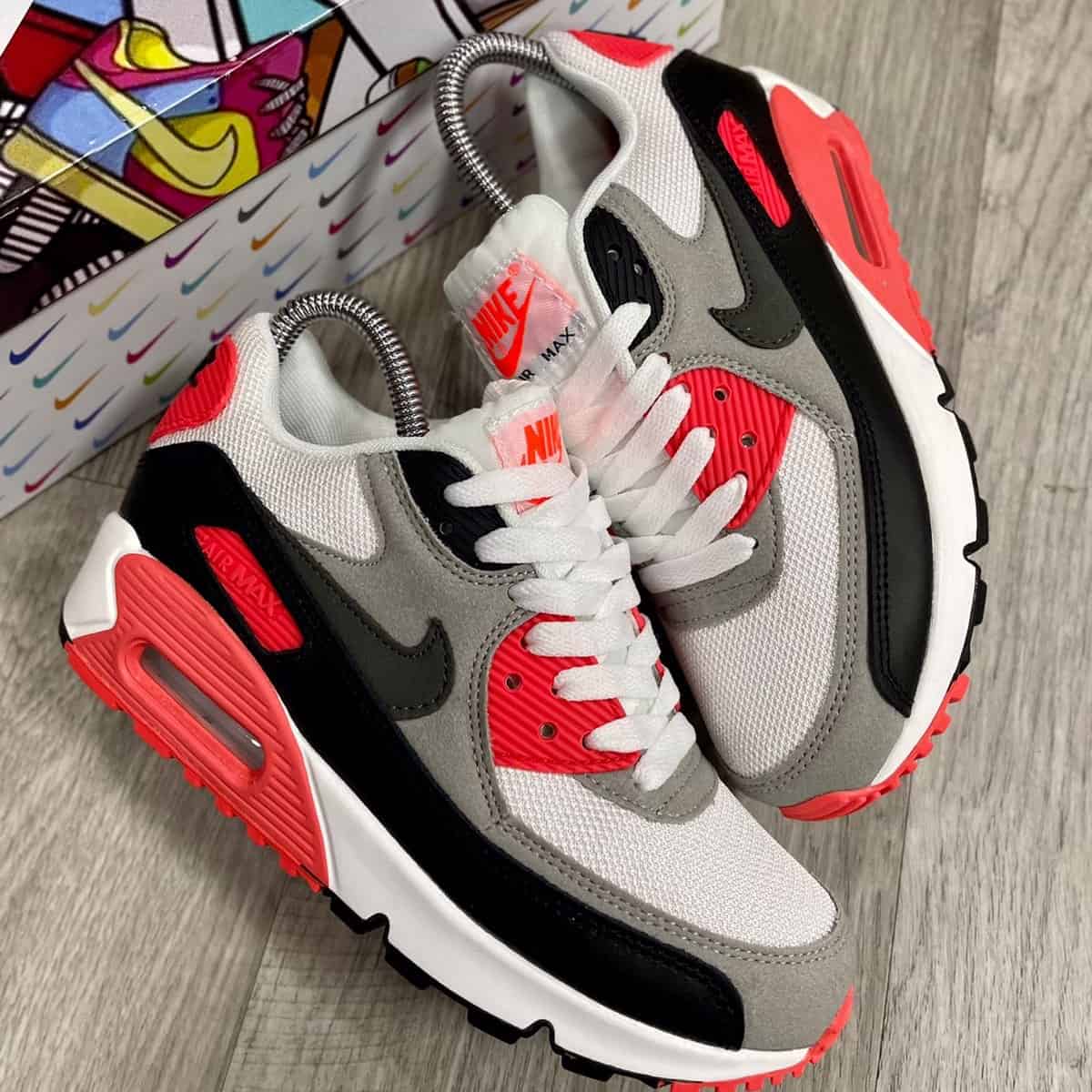 AIR MAX 90 CLASICA
