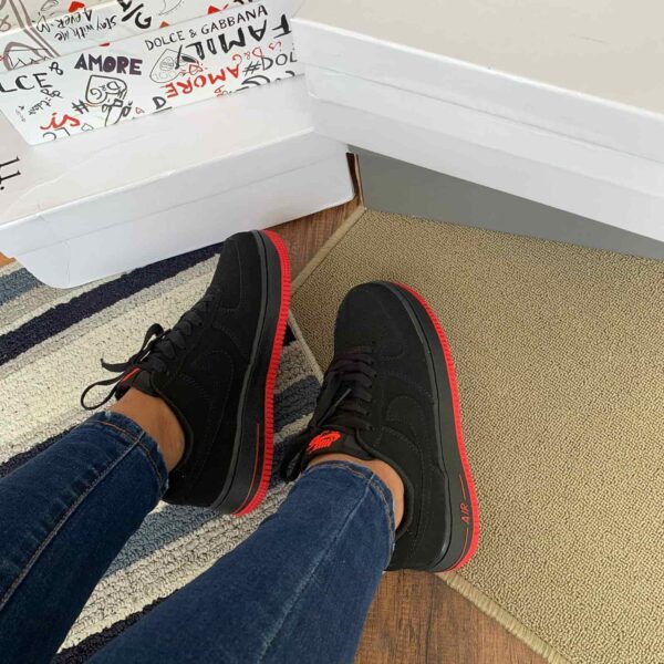 force negra roja AIR FORCE ONE NEGRA ROJA