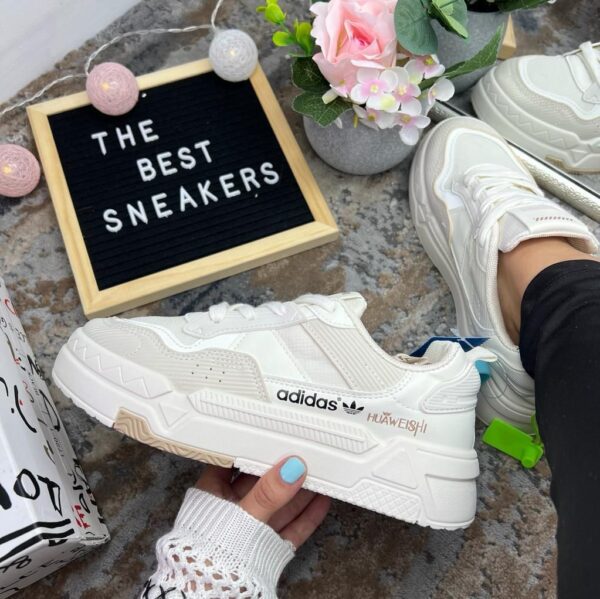 NAKED WOLFE 1 BLANCA