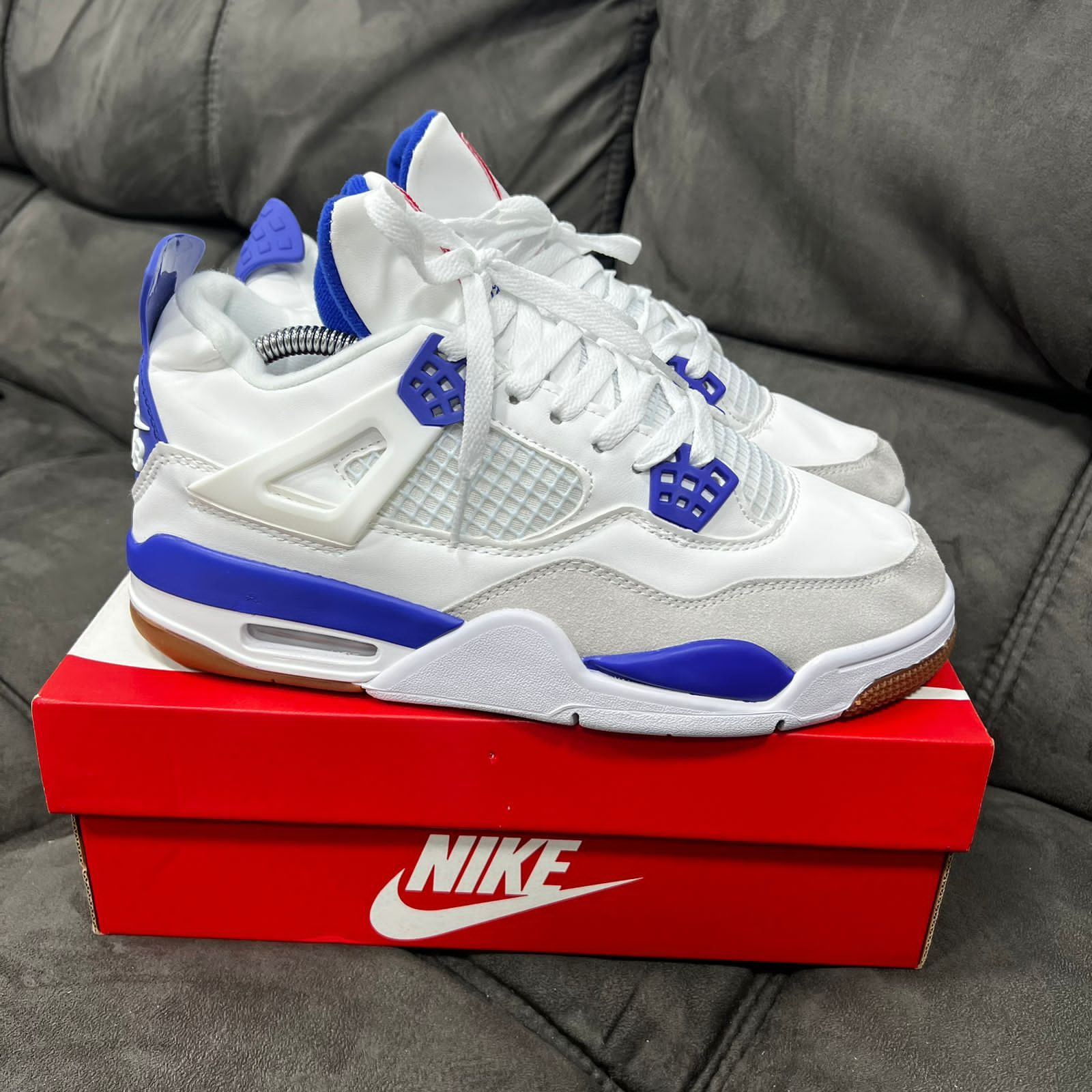 JORDAN RETRO 4 BLANCA AZUL shoopsneakers