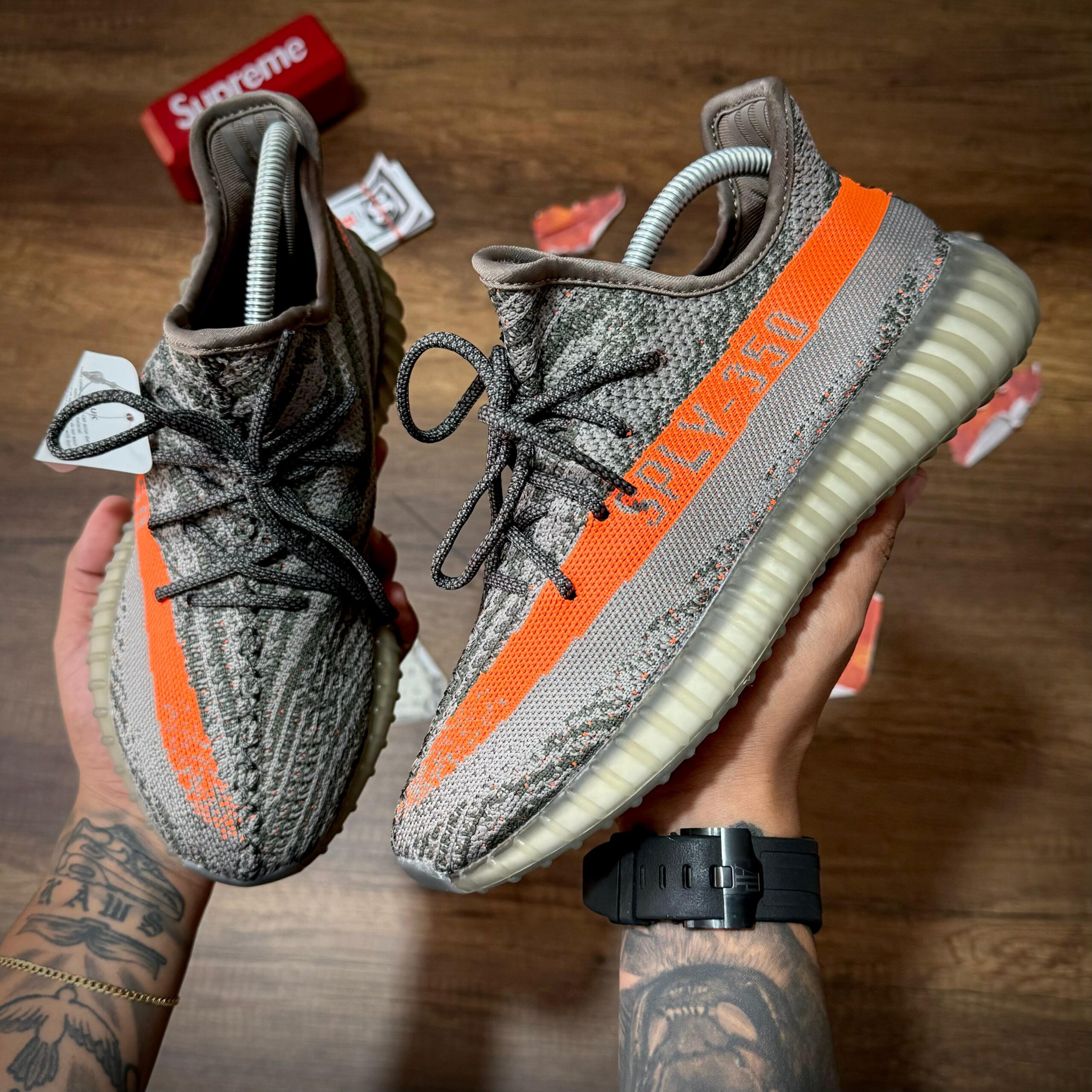 Adidas yeezy gris orange quejas hotsell