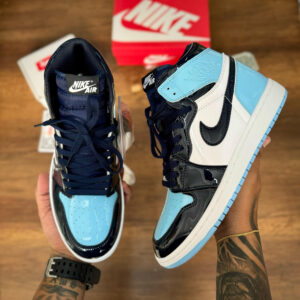 NIKE JORDAN RETRO 1 BLANCA AZUL