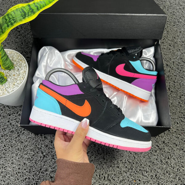 JORDAN RETRO 1 LOW 100% NIKE JORDAN RETRO 1 LOW 100