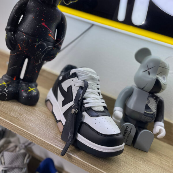 OFF WHITE BLANCA NEGRA OFF WHITE BLANCA NEGRA