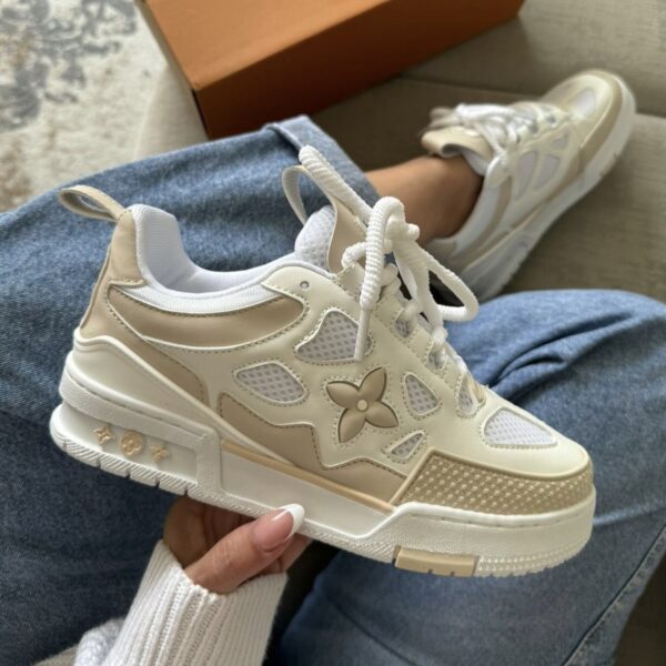 LOUIS VUITTON LV BLANCA CREMA