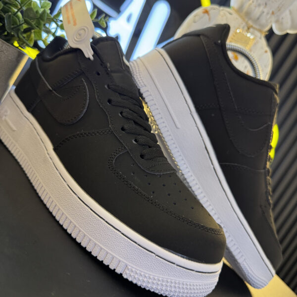 NIKE AIR FORCE ONE NEGRA BLANCA_2 AIR FORCE ONE NEGRA BLANCA