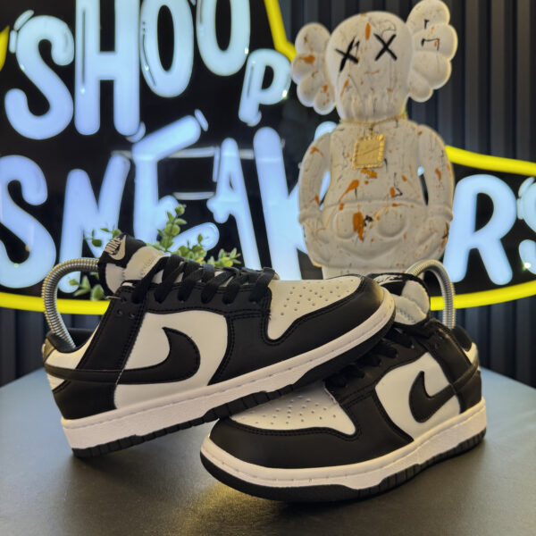 NIKE RETRO 1 BLANCA NEGRA_1 DUNK NEGRA BLANCA