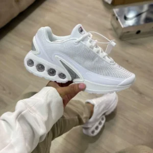 NIKE DM BLANCA