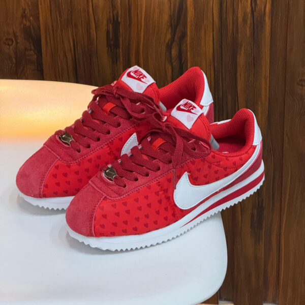 NIKE CORTEZ ROJA CORAZONES