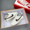 9048f6e2-c3c3-4331-9305-82178c99ea22 NIKE CORTEZ BLANCA CAFE