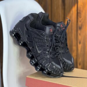 NIKE SHOX NEGRA