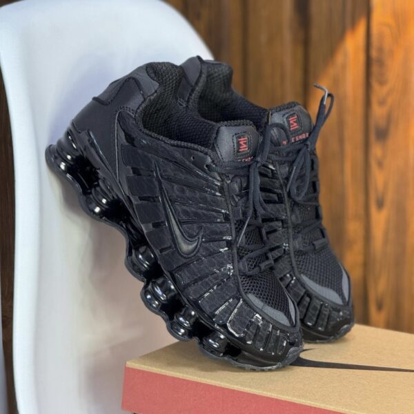 IMG_4738 NIKE SHOX NEGRA