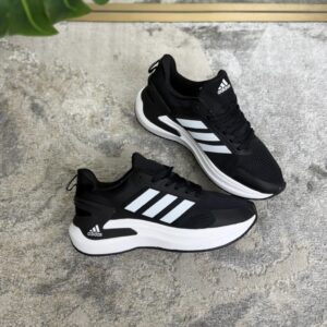 ADIDAS BOUNCE2 NEGRA BLANCA