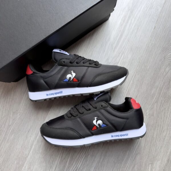 LE COQ SPORTIF NEGRA SUELA BLANCA