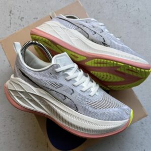 ASICS SUPERBLAST 2 GRIS CREMA