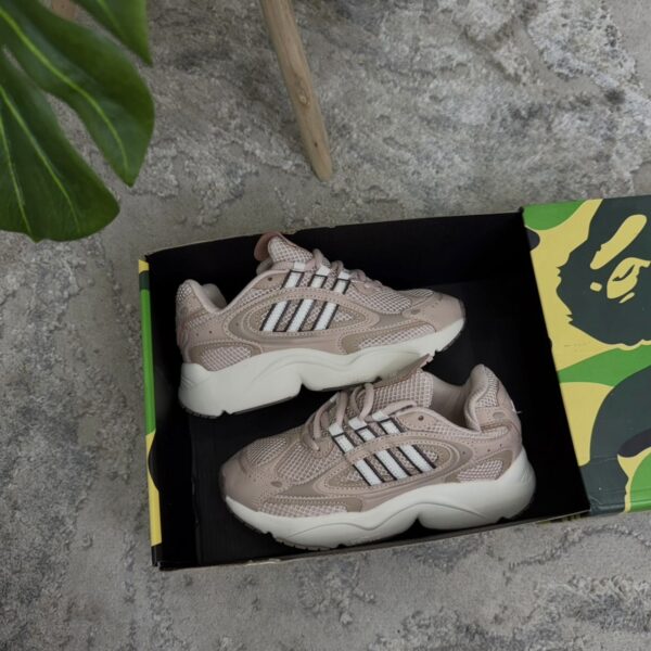 ADIDAS OZMILLEN NEGRA PLATEADA