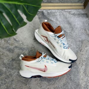 NIKE GOROTEX CREMA CAFE