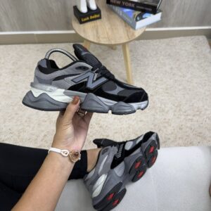 NEW BALANCE 9060 NEGRA GRIS