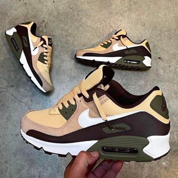20 NIKE AIR MAX 90 CAMEL CAFE