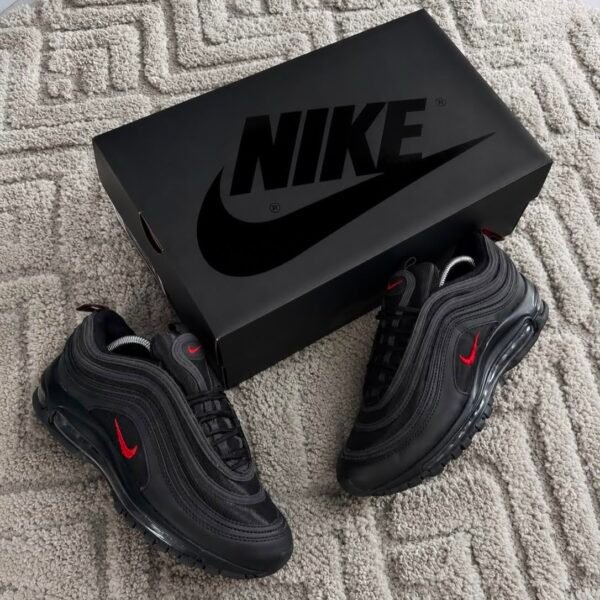 31 NIKE AIR MAX 97 NEGRA